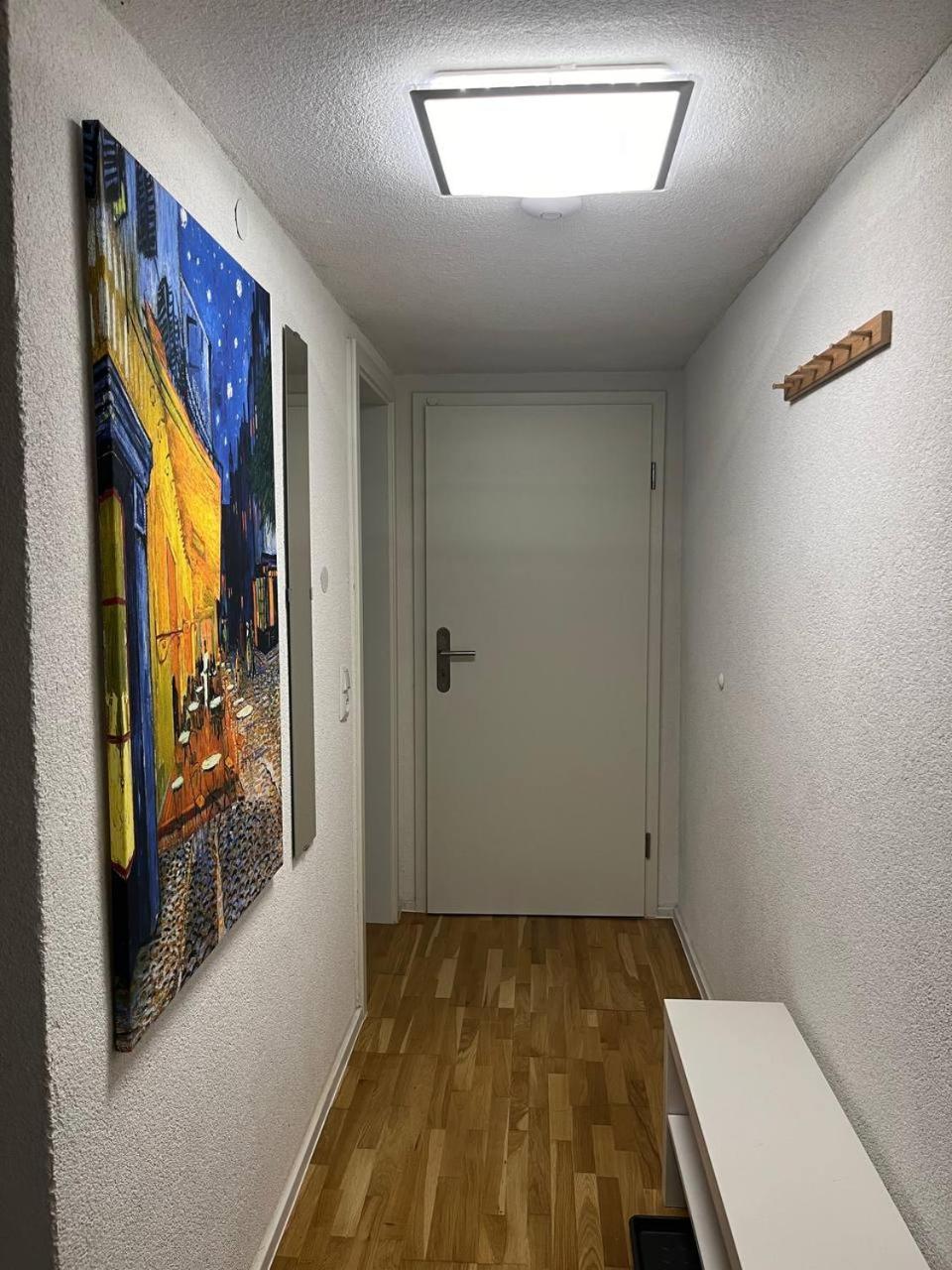 Modern eingerichte Einliegerwohnung mit separater Küche Reutlingen Exterior foto